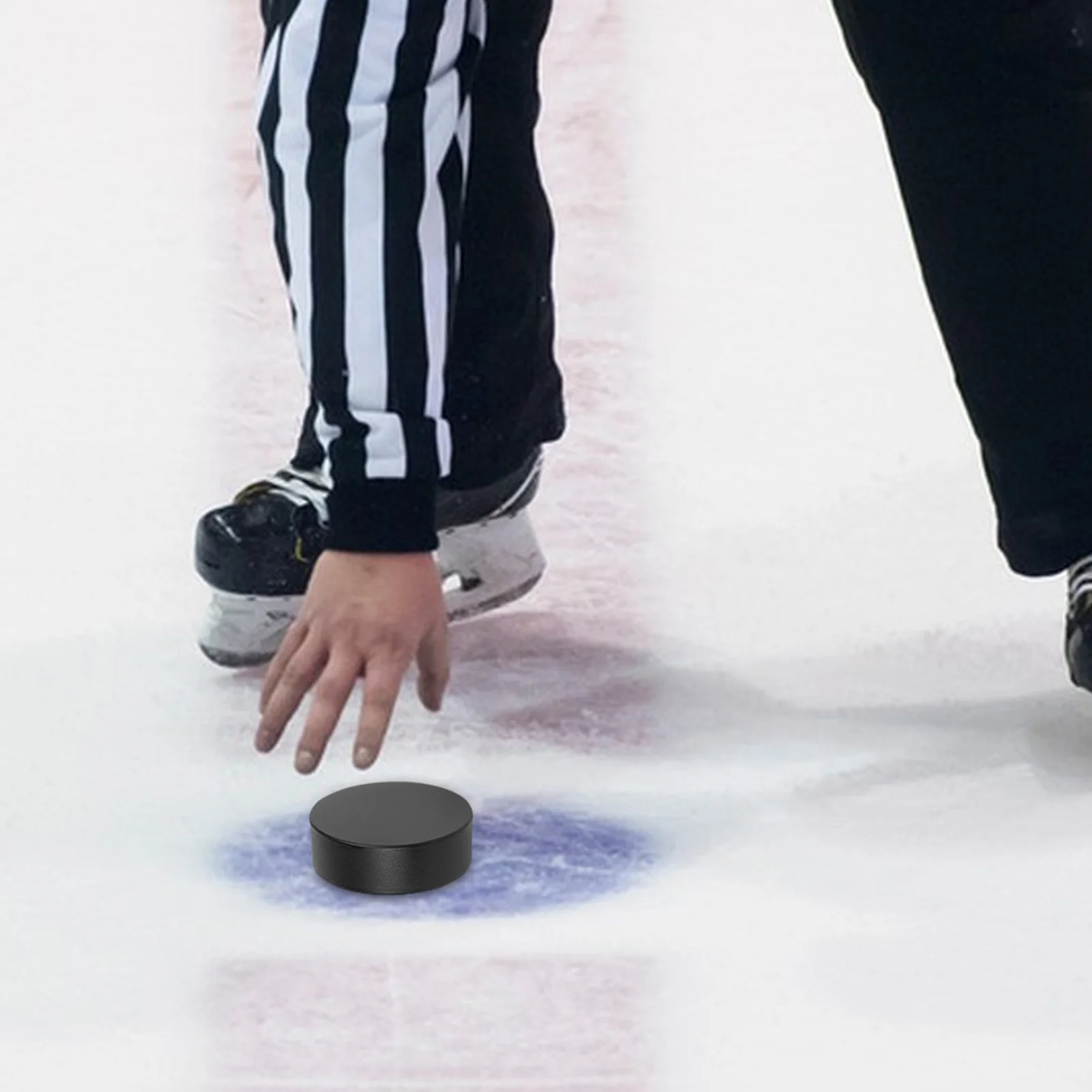 

1pcs Black Foam Ice Hockey Pucks High Durability Training Practice Floor Outdoor Indoor Use Sports Hockey Ball For Adults