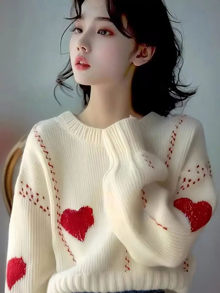 2024 Autumn And Winter New Beige Heart-shaped Sweater Knitted Women's Lazy Style Sweet Short Top