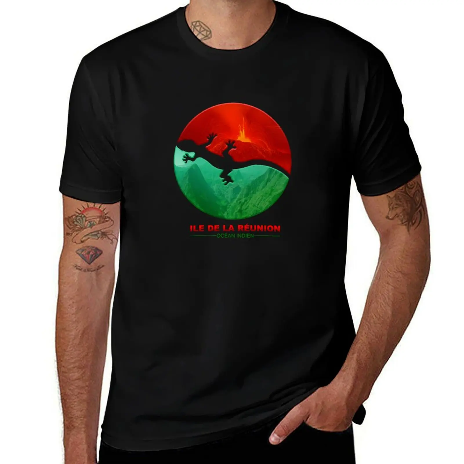Margouillat red volcano and green nature T-Shirt Quick Dry Training Short Sleeve Tee