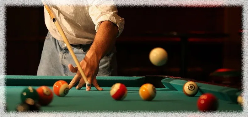 1PCS Snooker Billard Handschuh Atmungsaktive Billard Handschuhe Links Hand Drei Finger Glatte Biliardo Billar Guanti Billard Zubehör – Detail 2