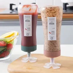 Refillable Squeeze Sauce Bottles Plastic with Sealing Lid Graduated Squeeze Bottle Ketchup Cruet Kitchen Supplies Oil Bottle