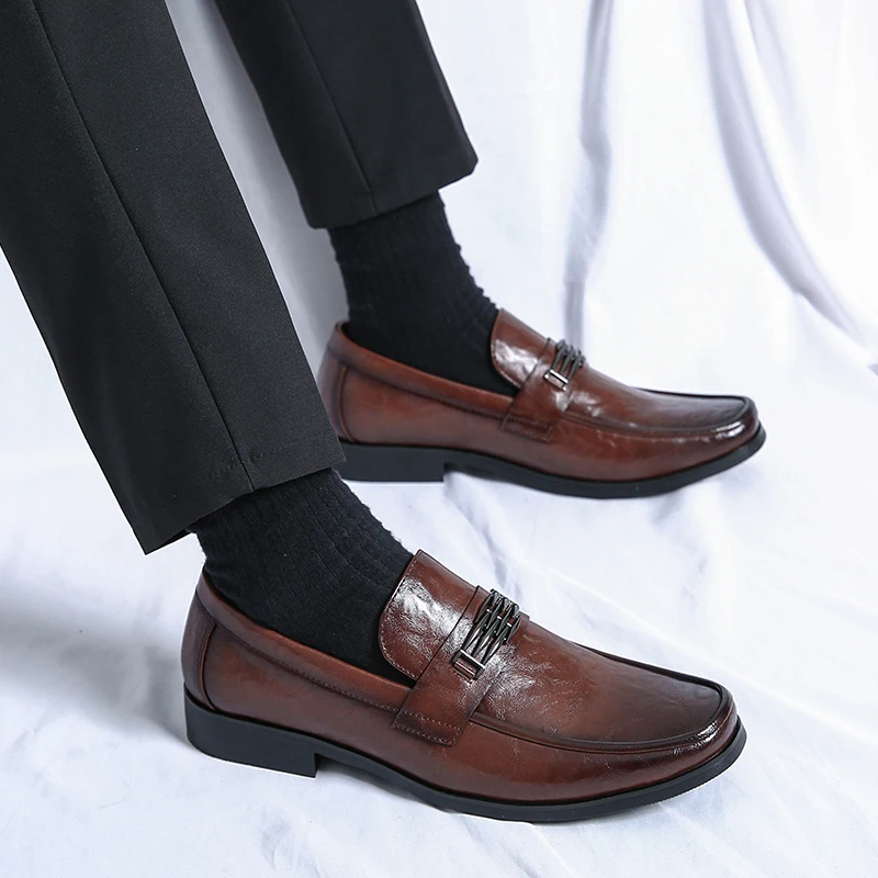 

Italian High-end Leather Slip-on Shoes Mens Business Dress Round Head British Slip-On Formal Casual Loafer Oxford Shoes Wedding