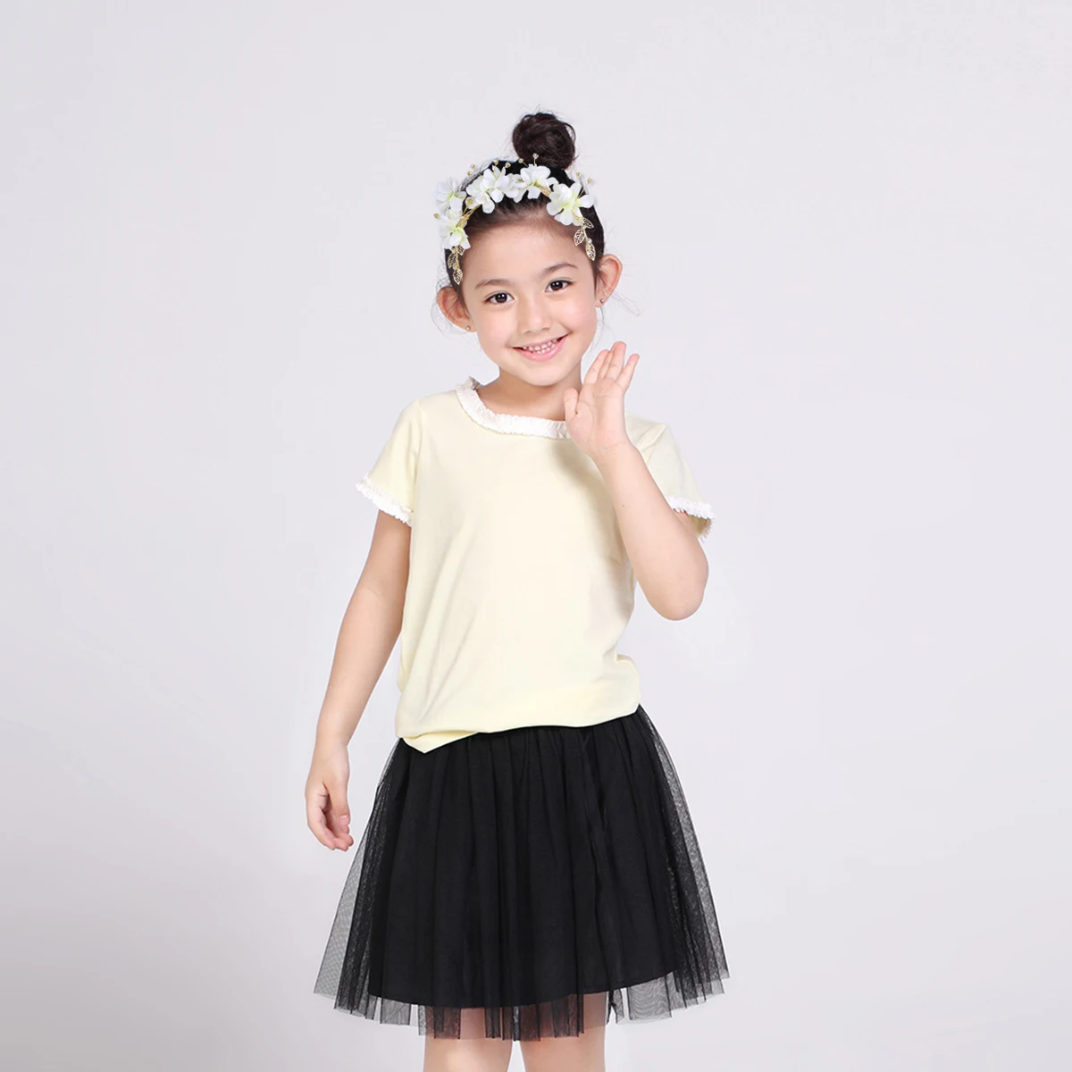 

Beads Decorative Wreath Hairband for Bridal Bridemaid Wedding Beach Party Accessories Flower Headband