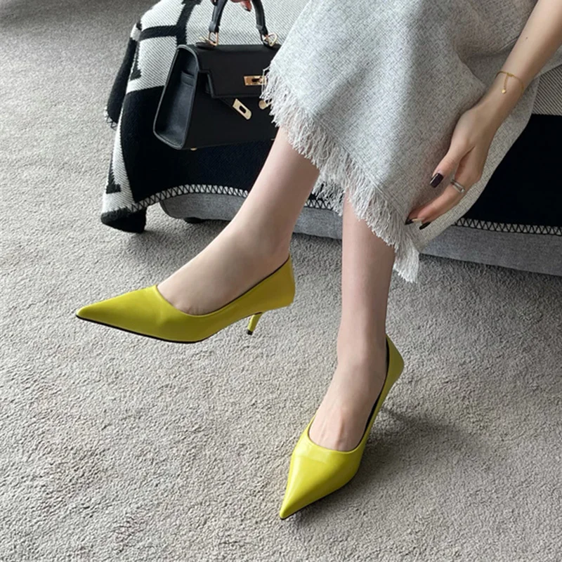 2023 New Luxury Brand Women Yellow Pointed Toe Stiletto Pumps Pu Leather Pink White Pencil High Heels Ladies Wedding Prom Shoes