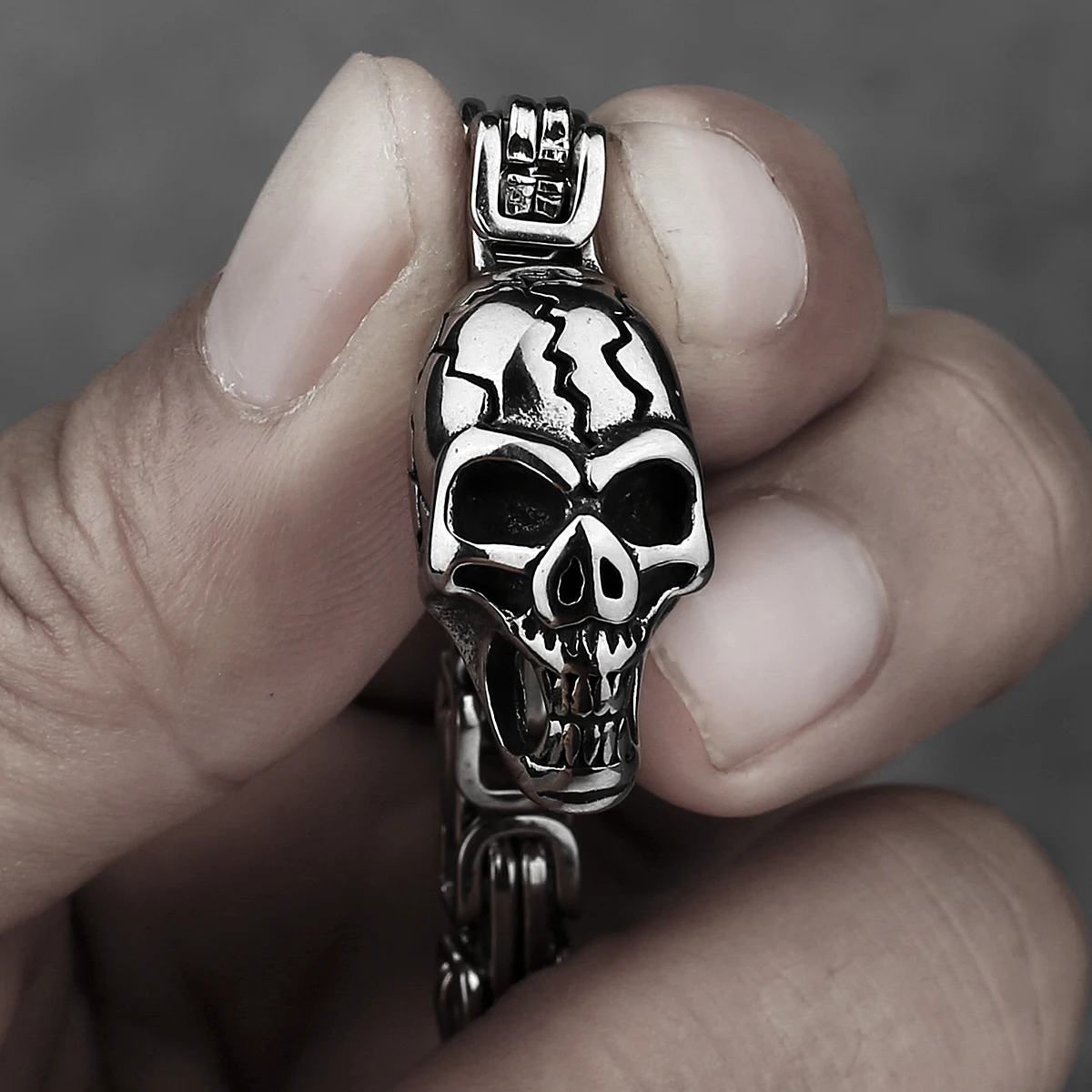 Men's Skull Stainless Steel Bracelet Fashion Street Hip Hop Heavy Industry Motorcycle Bracelet with Gift Bag view 3