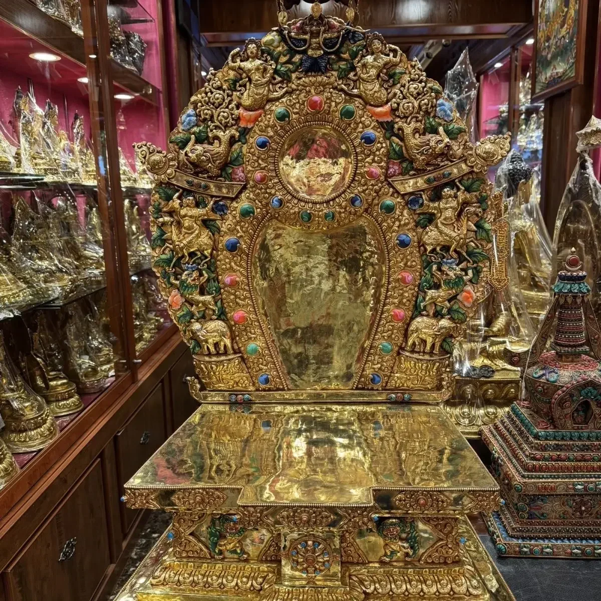 Seiko bronze carved gilt Buddha seat luxurious high-end court