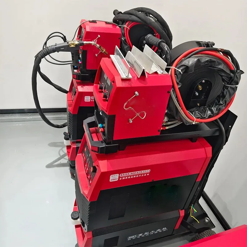 Saldatrice Prezzo di fabbrica Utensili elettrici Mini saldatore MIG/MMA/TIG/Arc Igbt Inverter 225/250A Esab Ac Dc Filo di rame elettrico