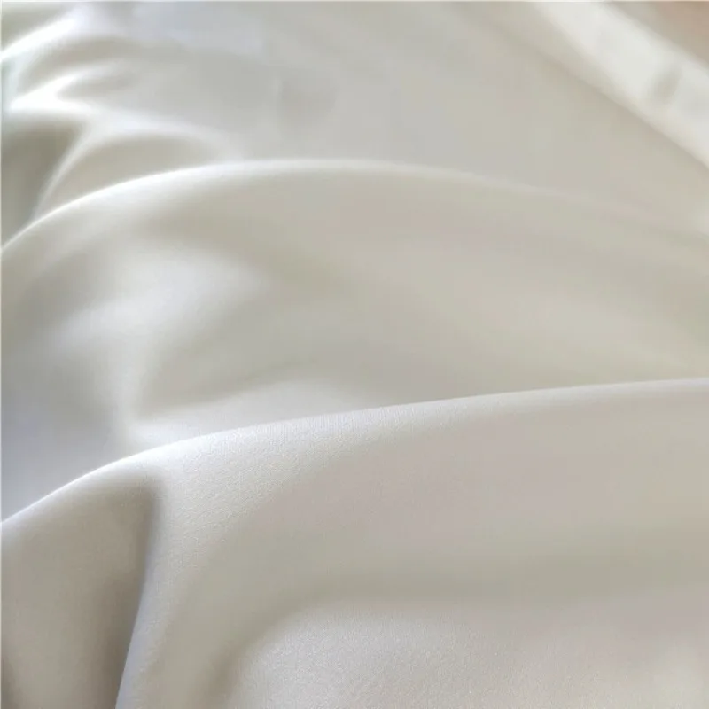 Elastisch satijnen stof Polyester gebroken wit Hoge kwaliteit trouwjurk Pak Qipao Kleding Bagage Kussens Home DIY Designer Stof