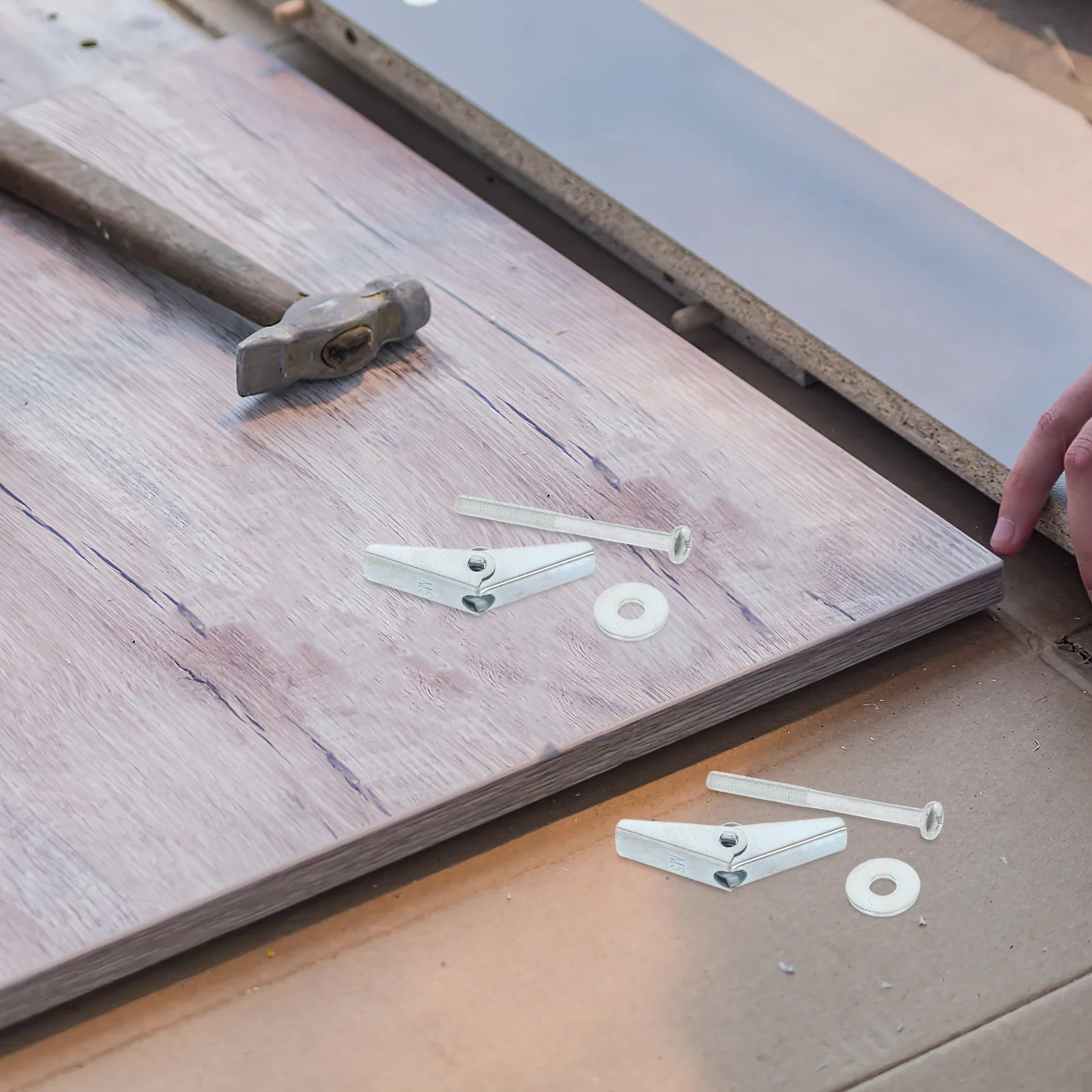 30Pcs Airplane Expansion Screws Petal Expansion Anchors for Hollow Drywall Fiber Gypsum Board Wall Decorations Heavy Duty