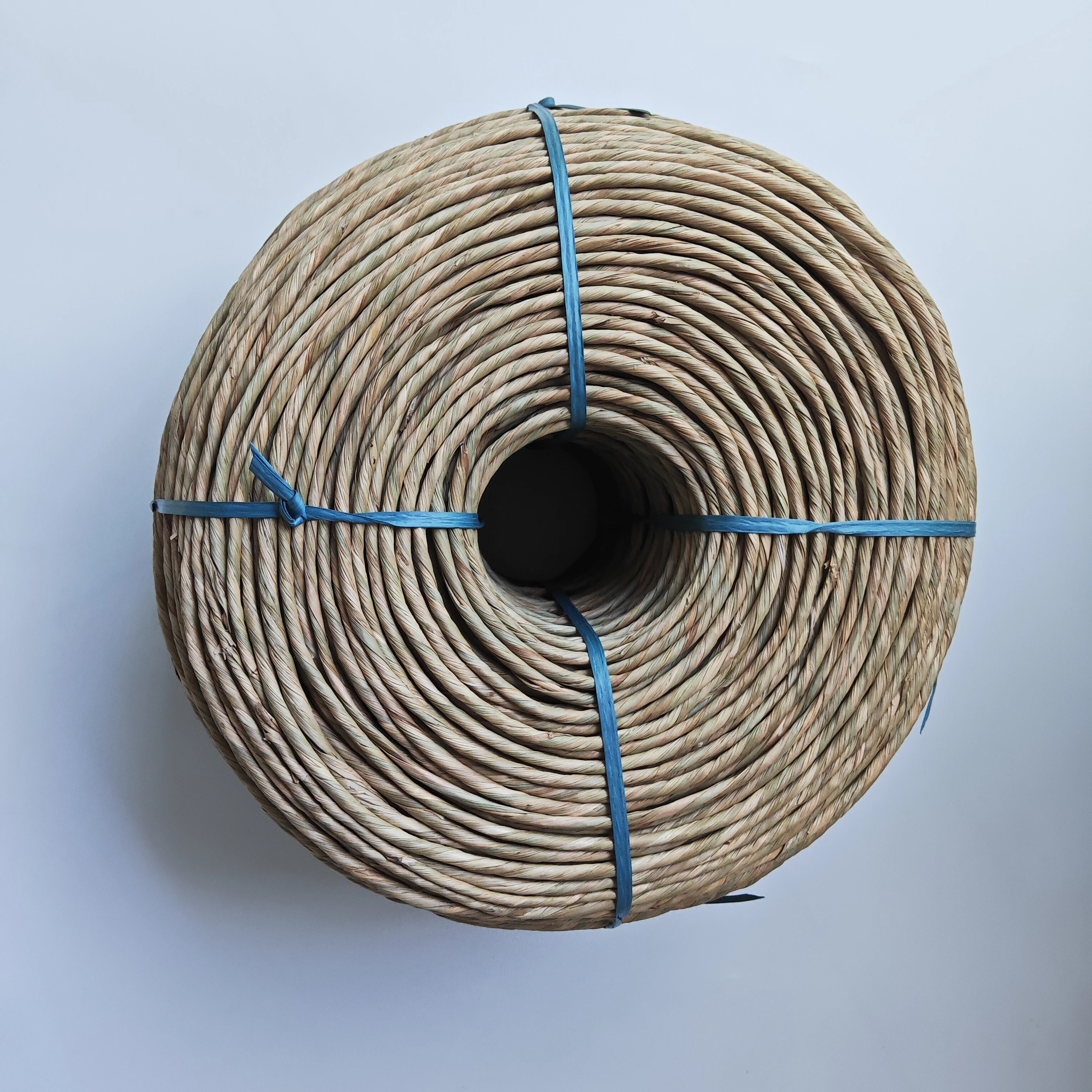 4-5mm Hand Twisted Seagrass Cord Natural Sea Grass Rope Water Rush Seat Material Sea Grass Rope for Basket Weaving Furniture