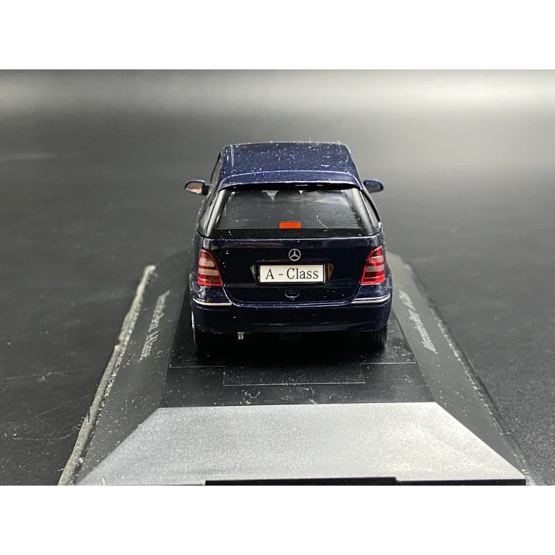 عيب هيربا 1:43 مقياس بنز A-Class 1997 نموذج سيارة سبيكة زرقاء تحصيل لعبة هدية تذكارية عرض حلية #2