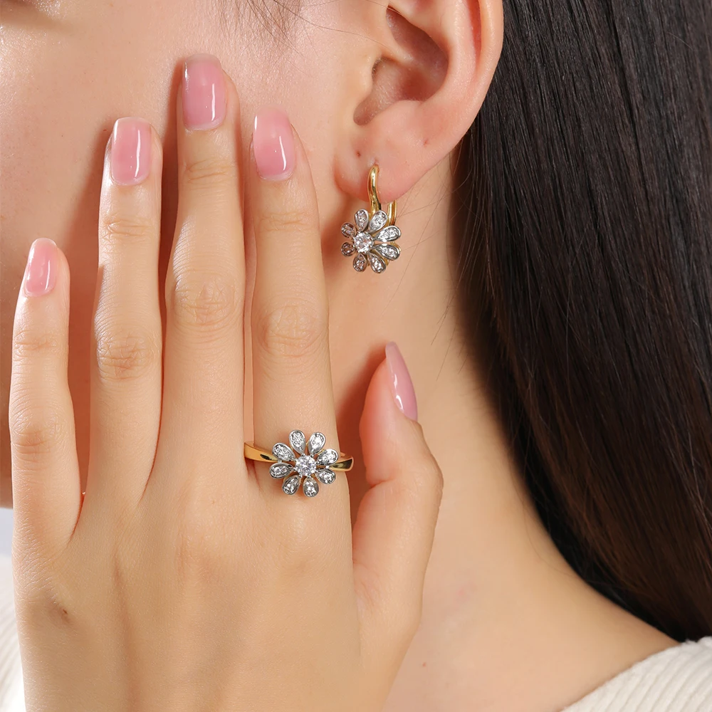 Thumbnail 4 - #79 Gold-Plated Earrings Sale
