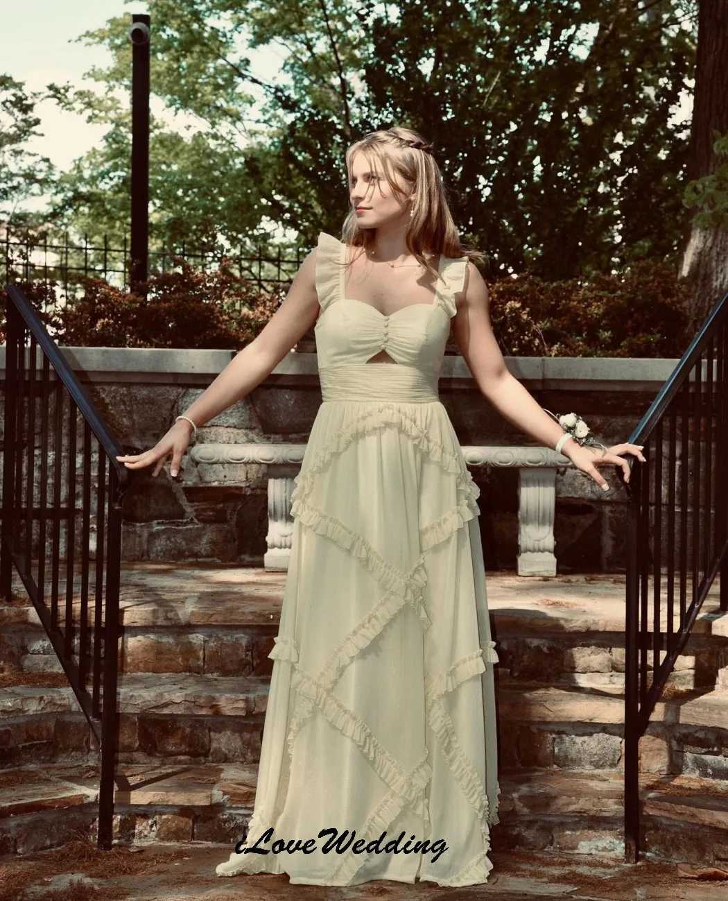 Gele mouwloze a-lijn galajurken ruches elegante v-hals bruiloft jurk voor vrouwen gast lange avondjurken op maat