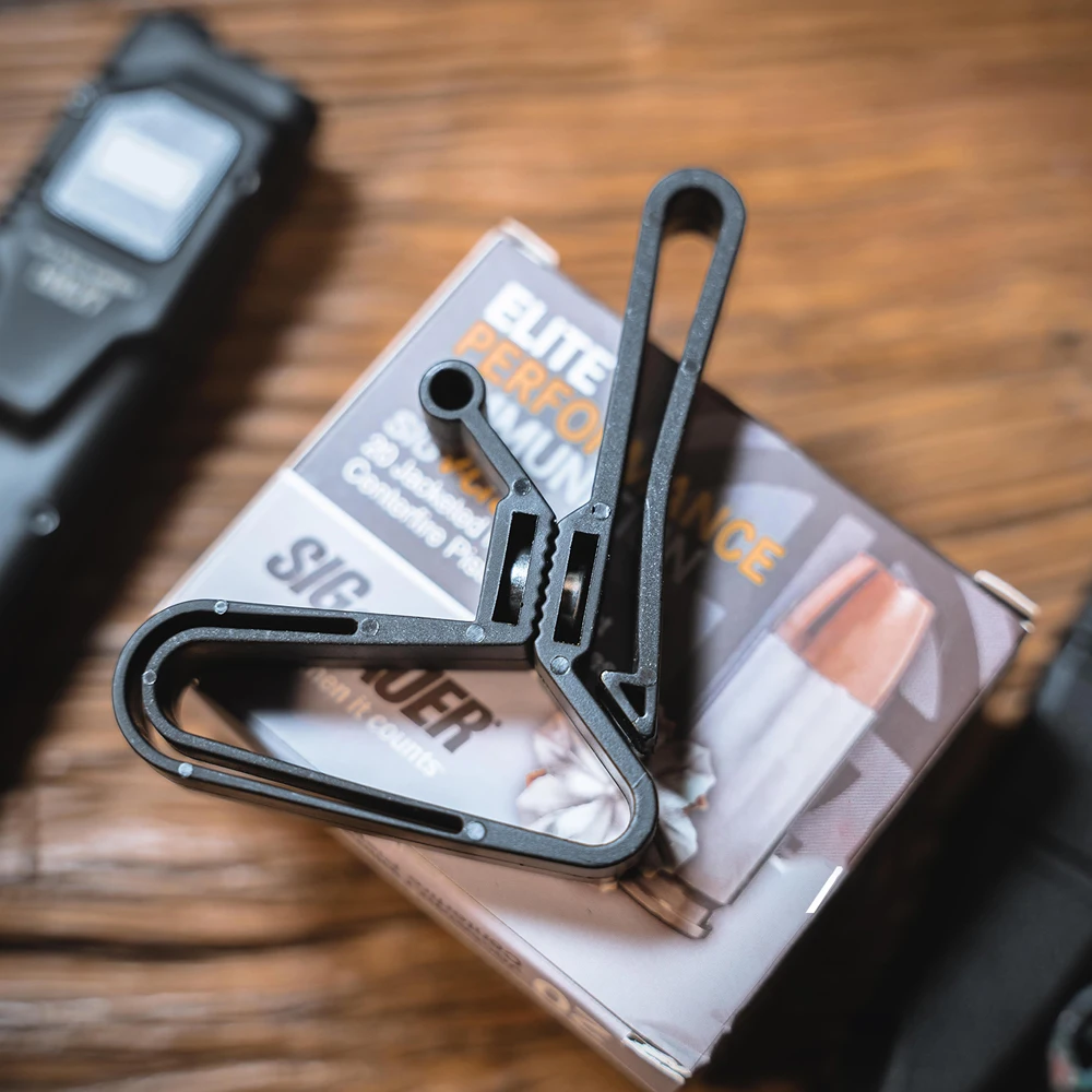 Hunting Headphones Magnetic Hooks Tactical Strong Gloves Hats Quick Hanging Waist Belts Accessories Hooks