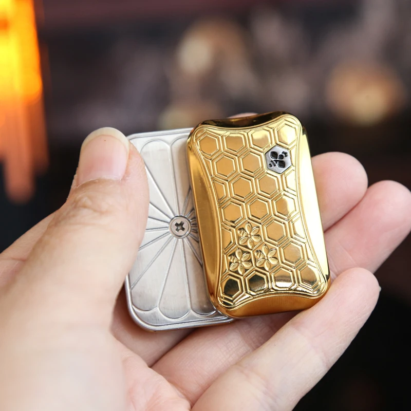 منزلق الدفع المغناطيسي اللانهائي - لعبة EDC Fidget لتخفيف ADHD والقلق |   مخفض الإجهاد ذو طرف الإصبع الناعم