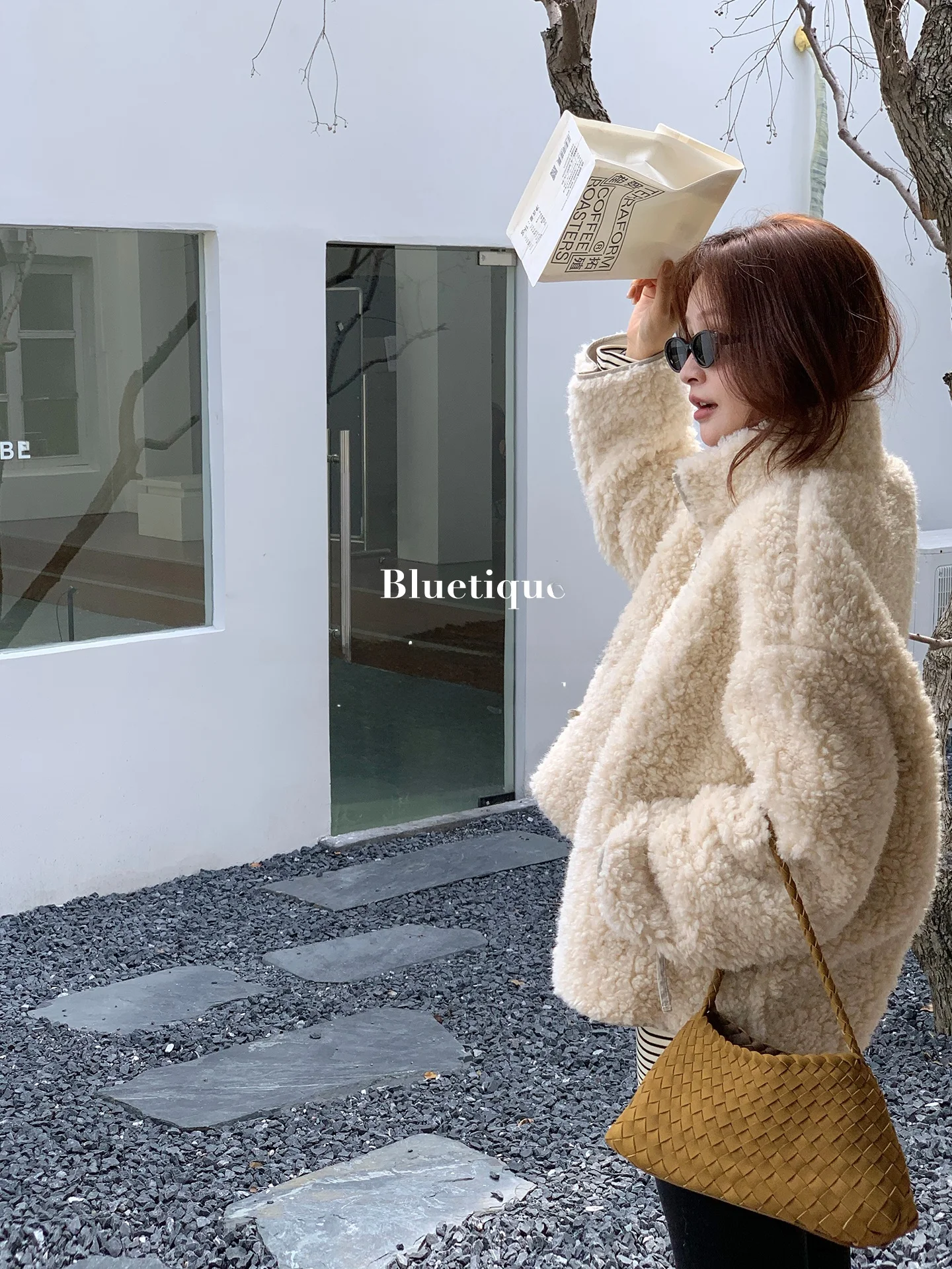 

BLUETIQUE Утепленная шуба из овечьего меха с воротником на молнии, теплая, универсальная, экологичная, для ранней зимы