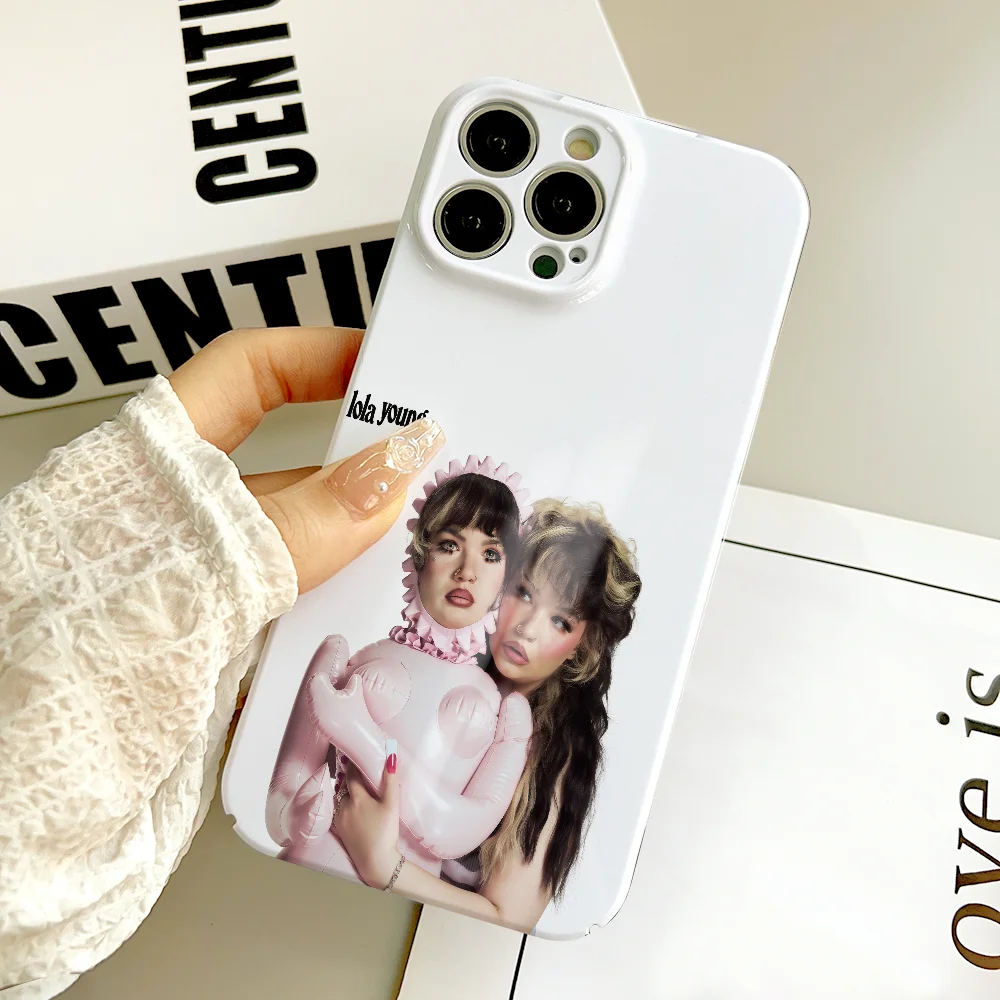 Coque de téléphone jeune chanteuse britannique l-lola, FUNDA pour IPhone 16 15 14 13 12 11 Plus Pro Max Mini, couverture de Film assortie à trous précis