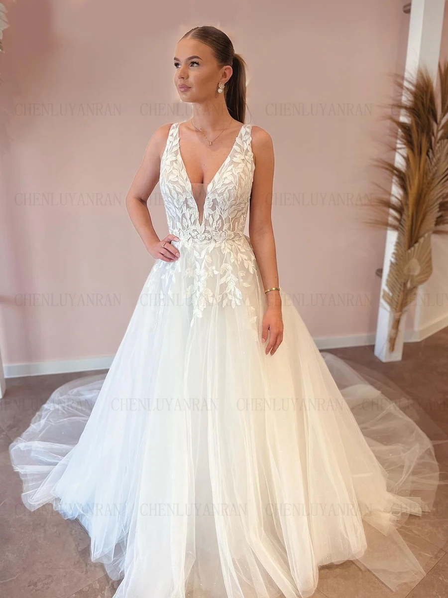 

Backless Elegant Long Wedding Dresses V-Neck A-Line Sexy Bride Dress Sweep Train Applique Dresses For Women 2023 Robe De Mariée