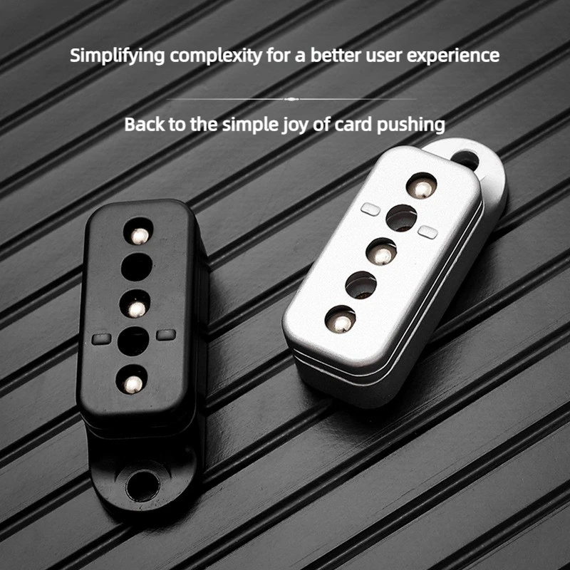 DYEDC Unlimited Metal Spinning Fingertip Card Throwing Decompression Toy