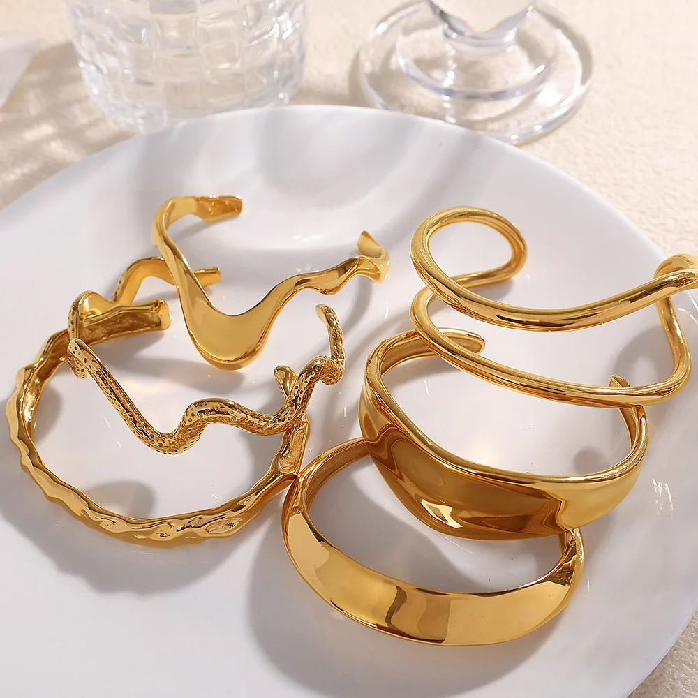 

Avant-Garde Stainless Steel Open Cuff Bracelet: Unisex Bold Statement