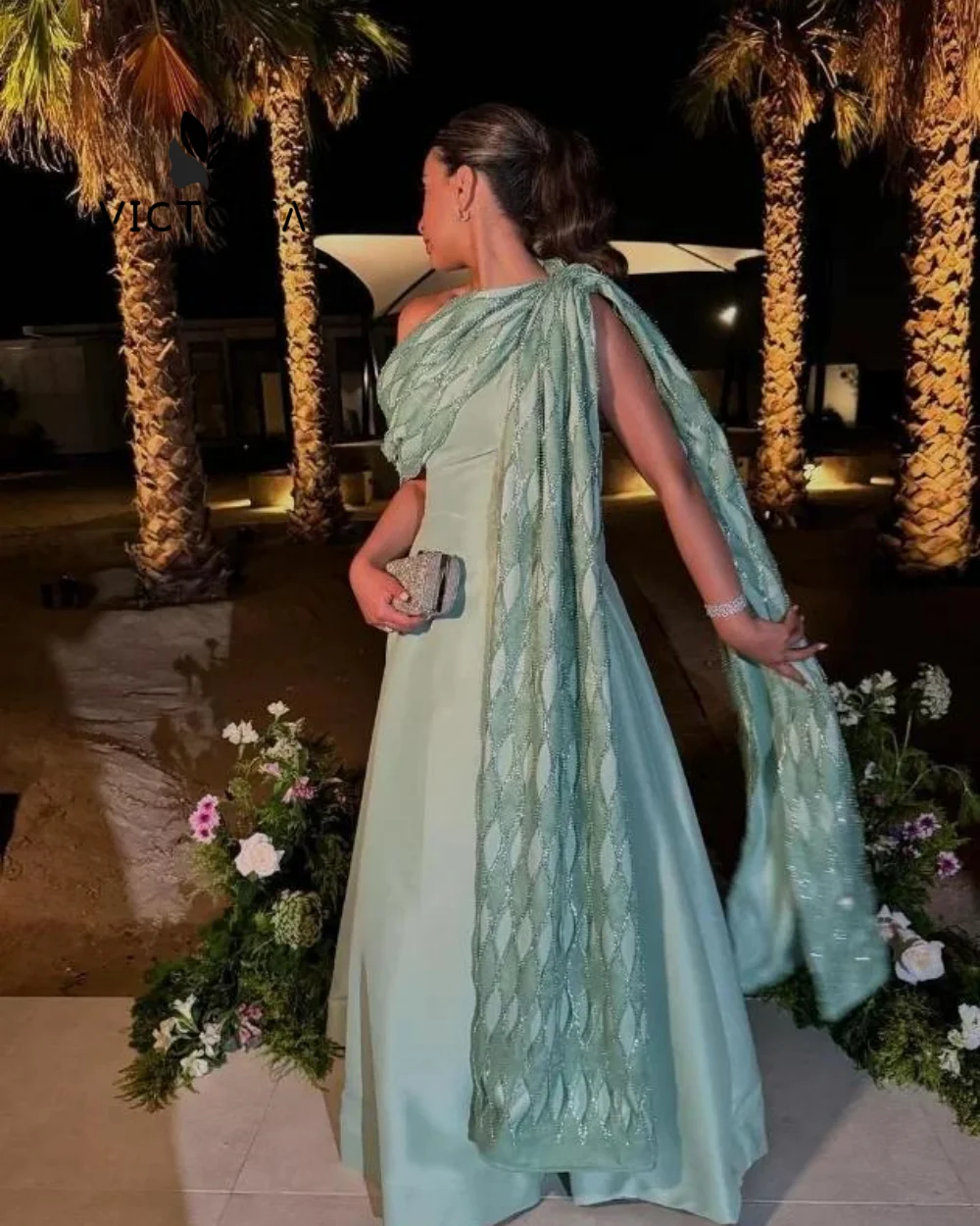 Vestidos de fiesta con peplum y capa de un hombro, color verde salvia, sin mangas, drapeados hasta el suelo, personalizados, 2025