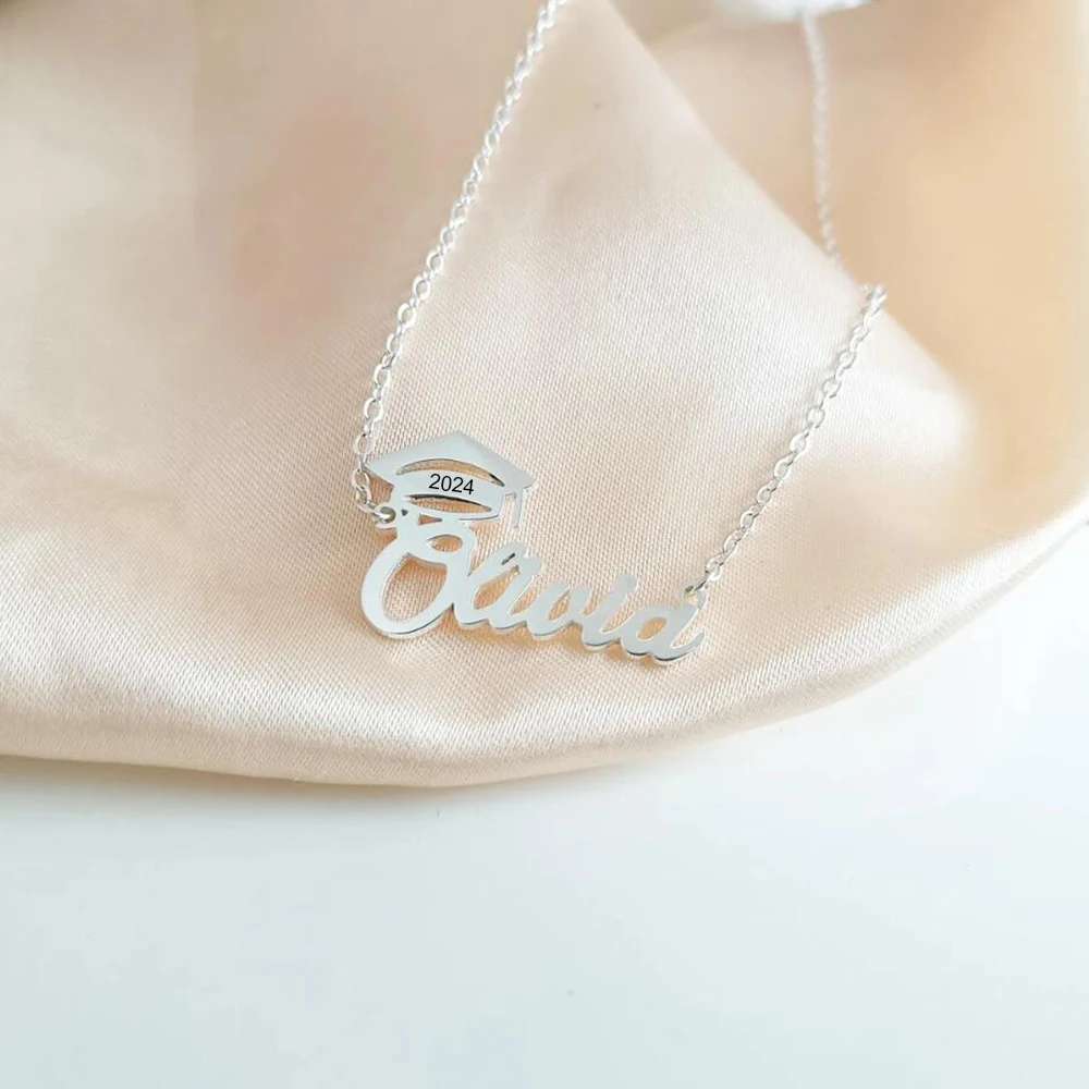 Personalized Stainless Steel 2024 Customized Name Necklace Graduation Commemorative Gift Doctoral Hat Student Gift Jewelry