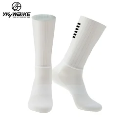 YKYWBIKE Calcetines aerodeslizantes de silicona para hombre medias deportivas para ciclismo para correr