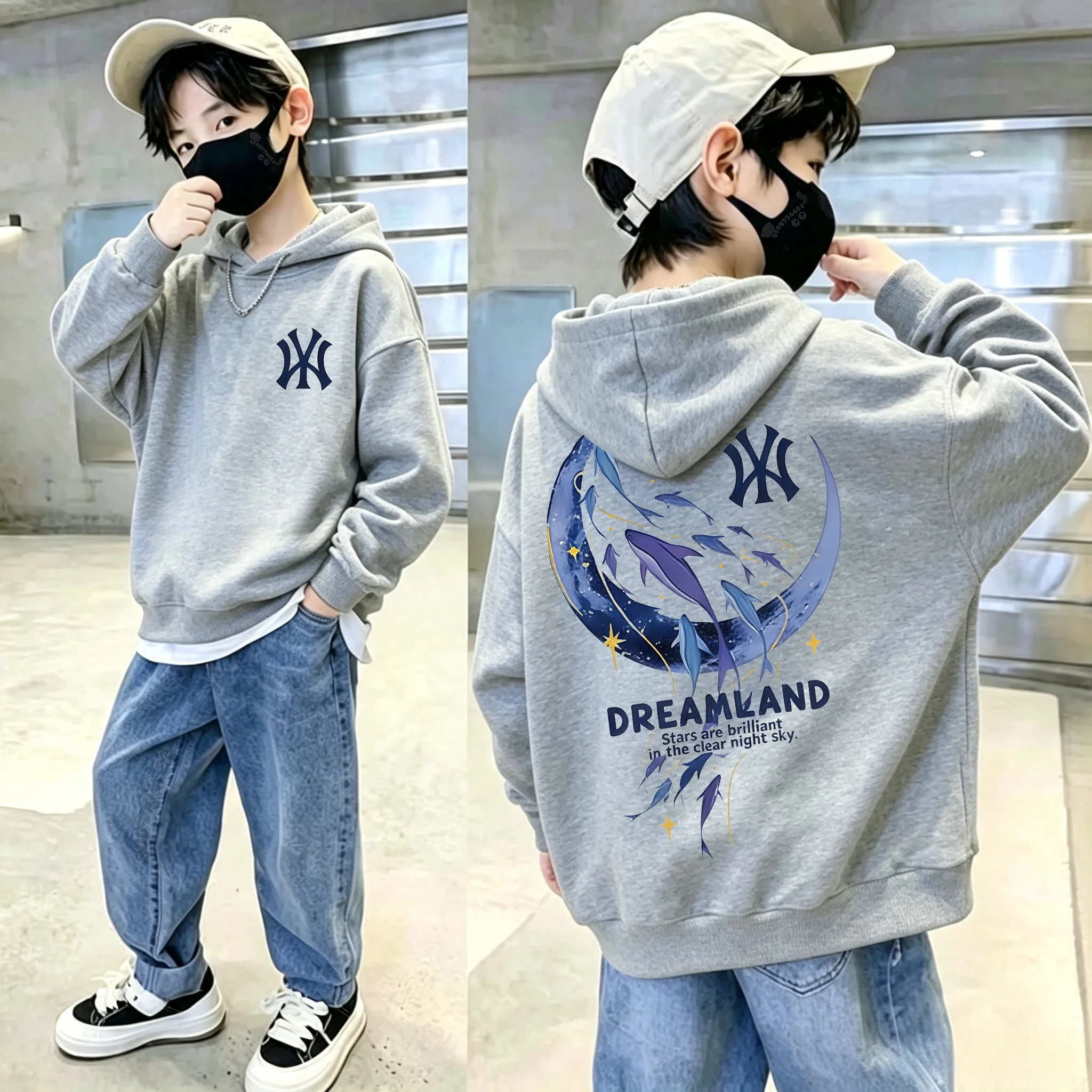 Autumn/Winter Trend Moon Whale Print Hooded Sweatshirt - Classic American Retro Pattern Children's Pullover Sweater