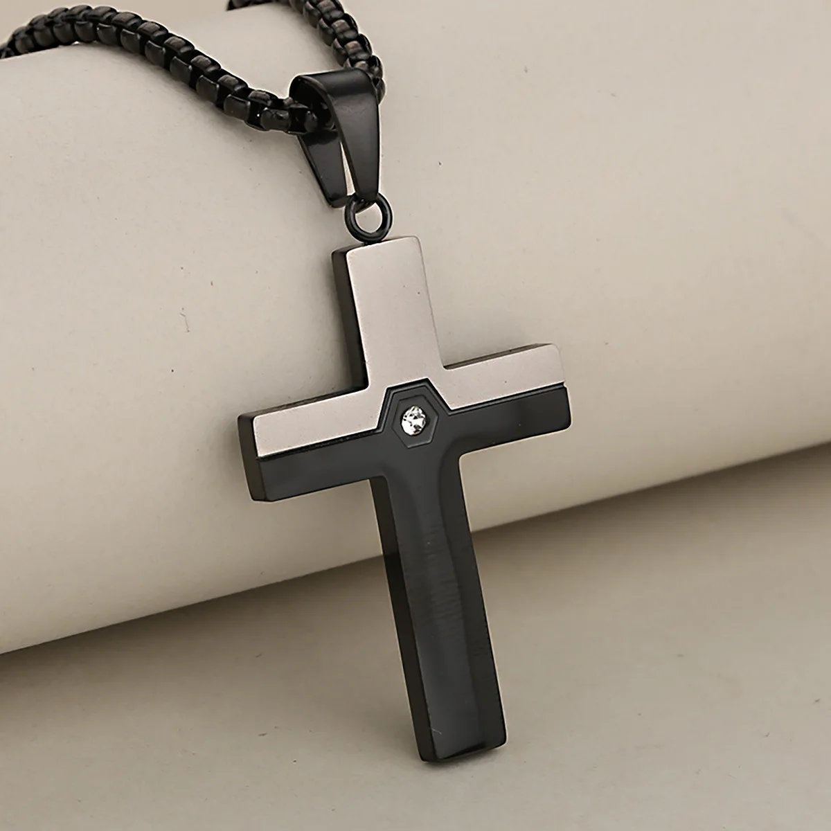 

European & American High-Street Diamond-Studded Two-Tone Stainless Steel Cross Pendant Necklace for Women and Men,Trendy Jewelry