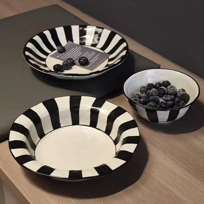 

Ins Style Stripes Hand Kneaded Ceramic Tablewares Household Breakfast Fruit Bread Plates High Quality Restaurant Noodle Bowl