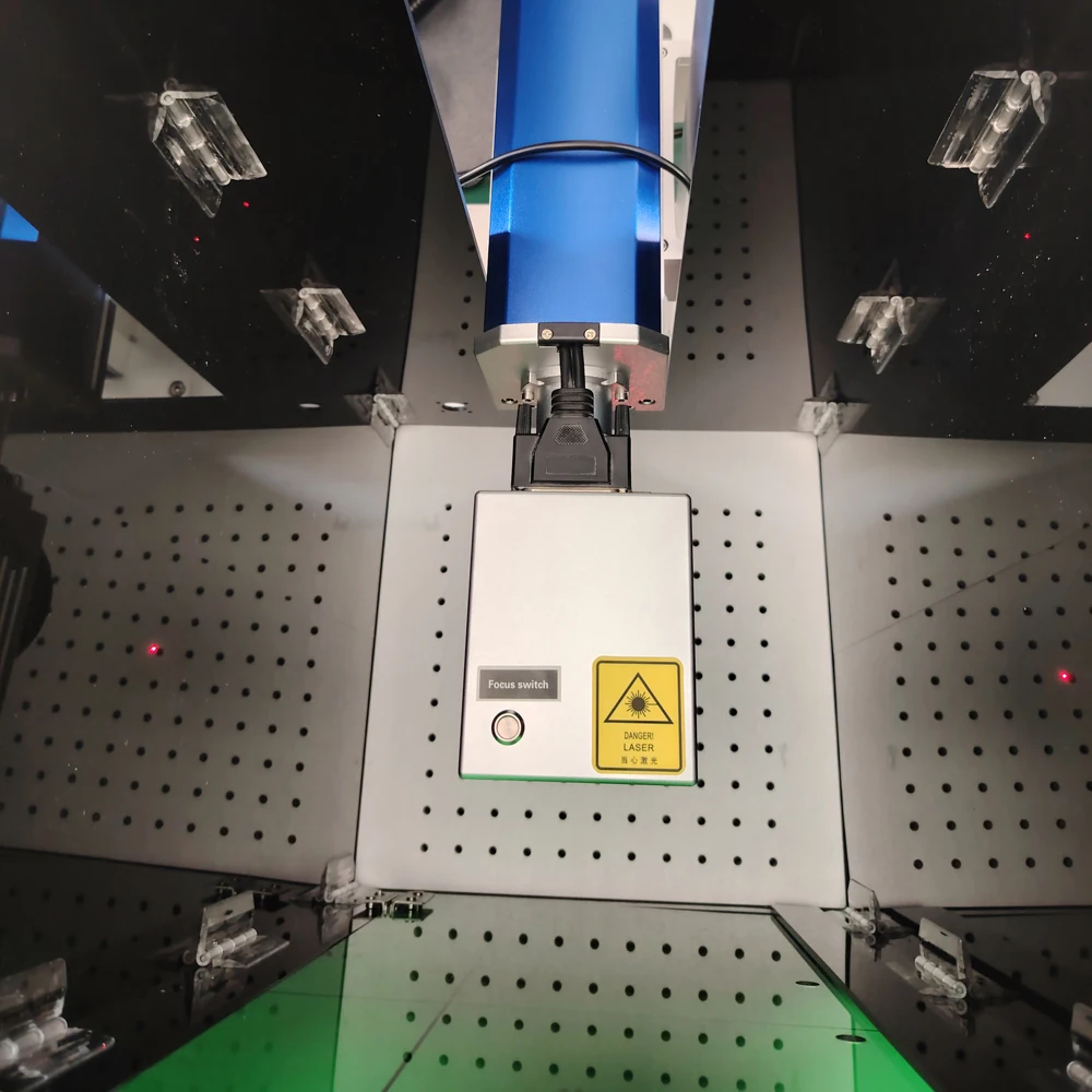 Raycus QS 20W 30W 50W Cheaper Fiber Laser Marking Machine For Metal Steel Gold Silver Plastic Optional Rotary