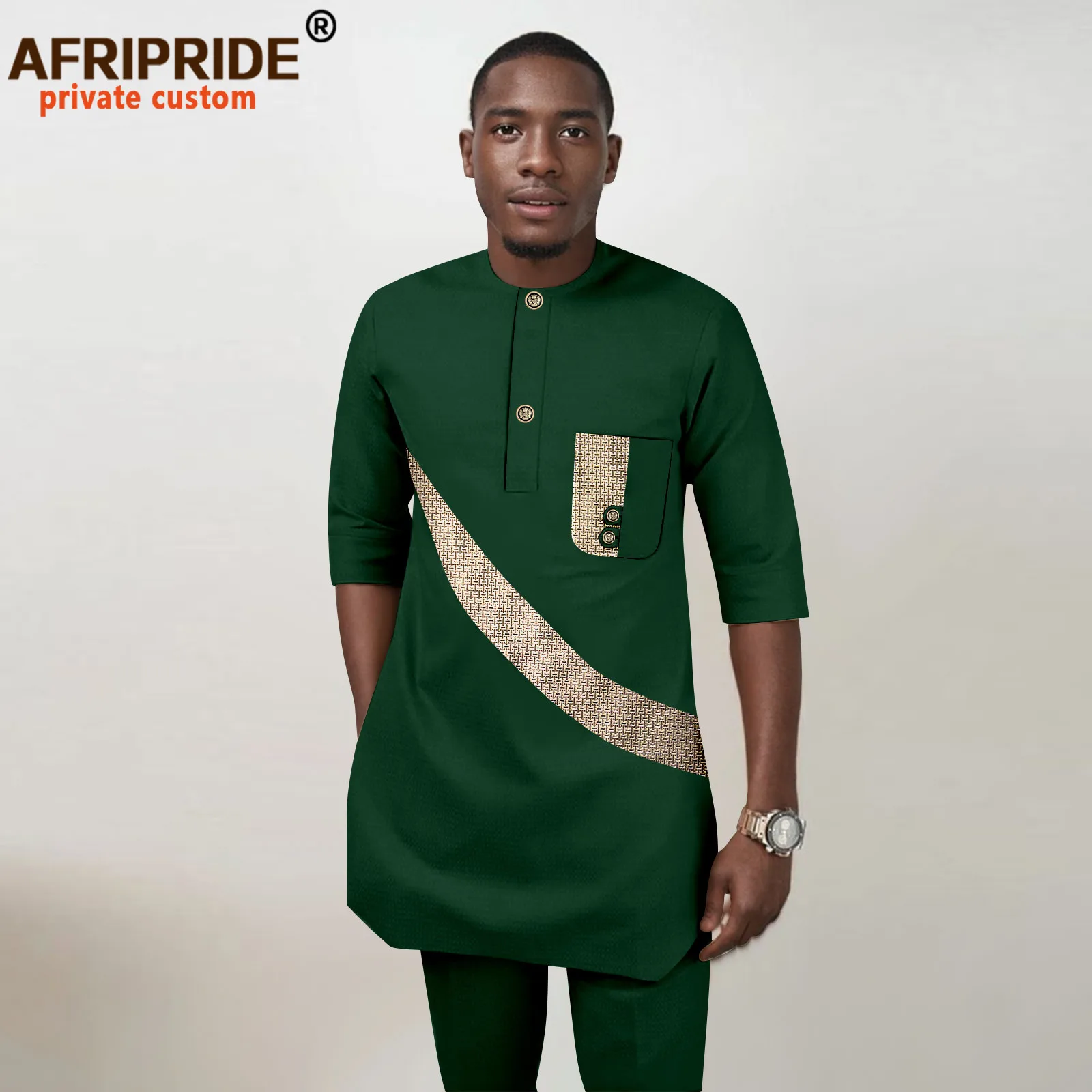 

African Clothes for Men Half Sleeve Embroidery Shirts and Pants 2 Piece Set Bazin Riche Ankara Attire Dashiki Outfits 2416097