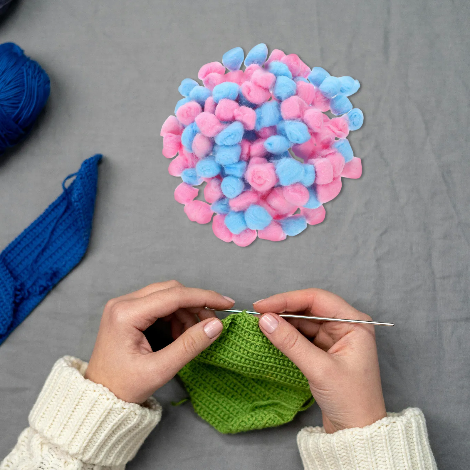 

500Pcs Bright Colored Cotton Balls Smooth Safe Craft Pom Poms Multi Purpose for Garlands Pendants Dress Decor Pet