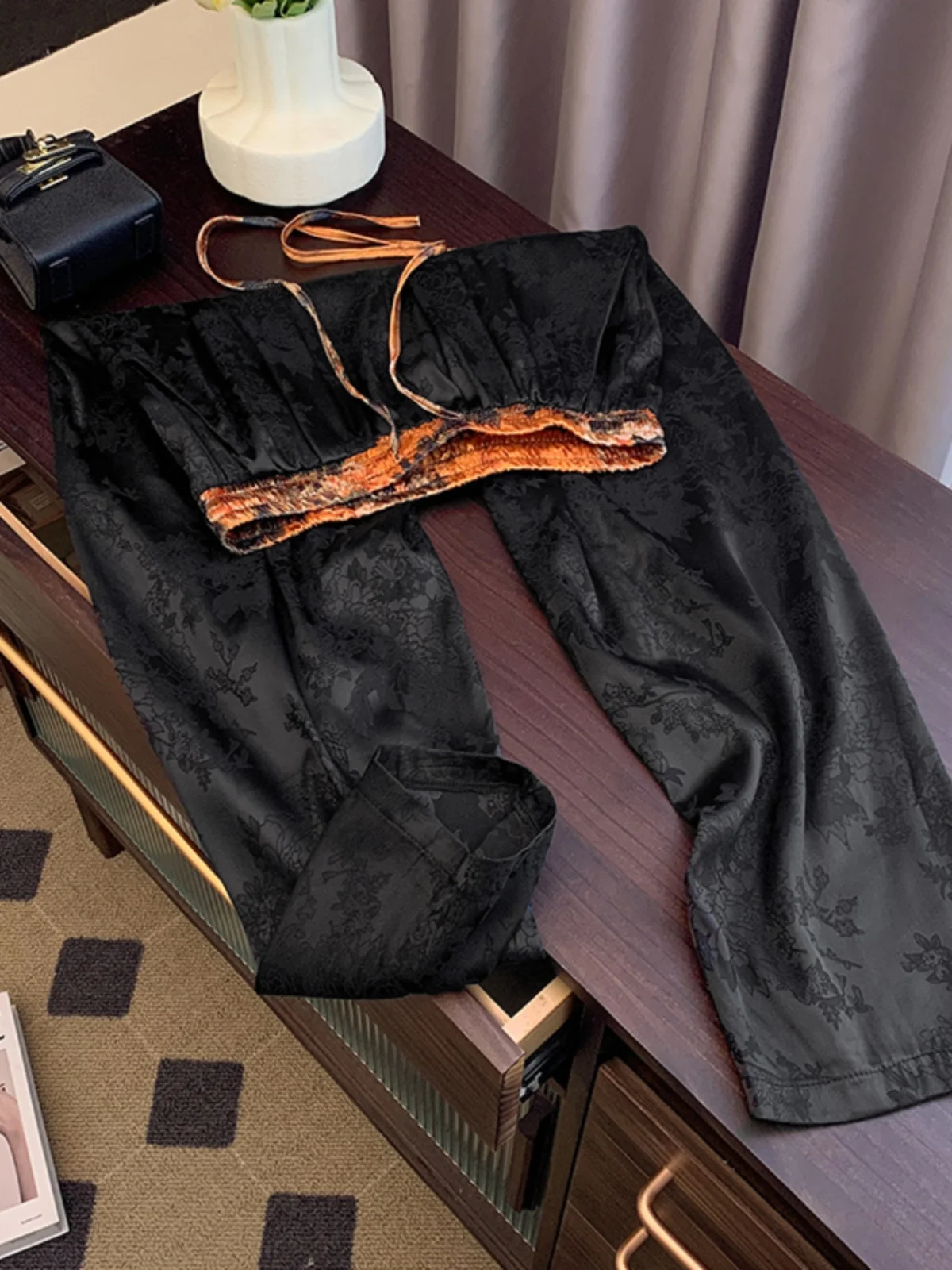 جديد الصينية Sle خفيفة الوزن الأزهار التطريز سراويل تقليدية المرأة الصيف الرجعية اللون بلو مرونة الخصر التخسيس ثنى ث...