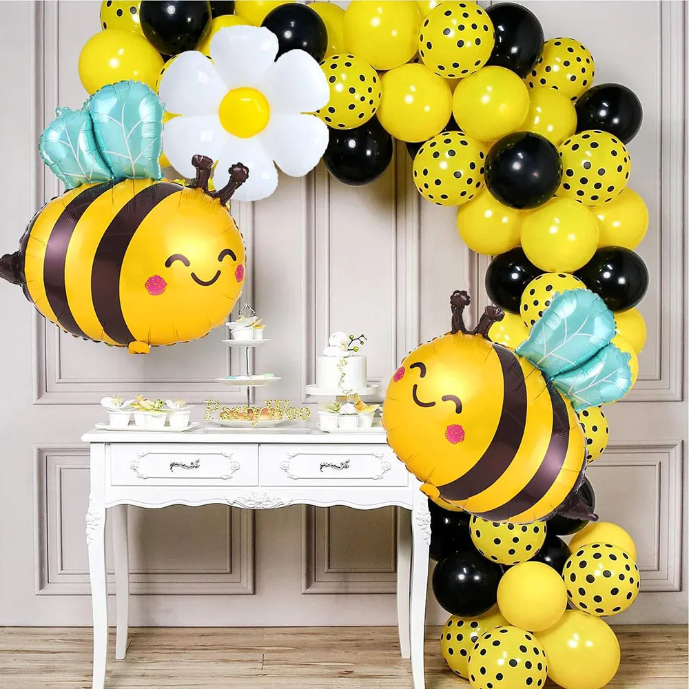 6 Pieces of Bee Balloon and Daisy Flower Balloon Bumblebee Aluminum Foil Polyester Film Balloon Suitable for Bee Theme Birthday Party Supplies