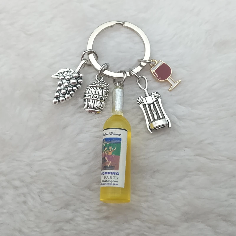 Charm enamel keychain European and American cocktail wine bottle opener wine glass wine keychain bar keychain