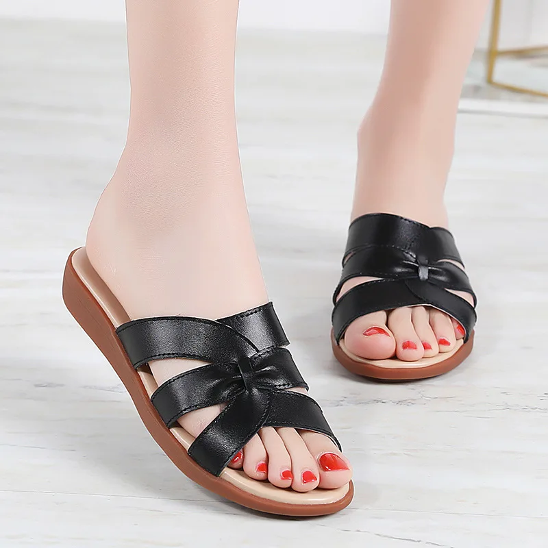 Sandálias femininas de couro da moda verão praia com alças cruzadas conforto casual dedo aberto apartamentos