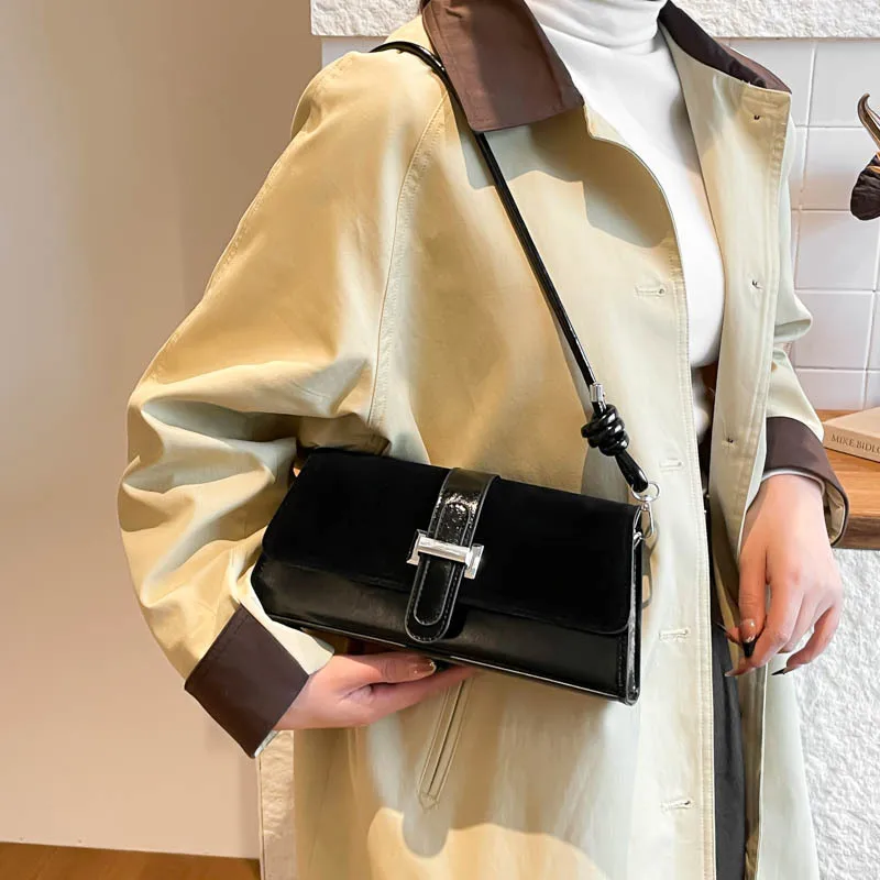 

Fashionable simple French style women's popular solid color armpit bag new retro large capacity casual commuting shoulder cross