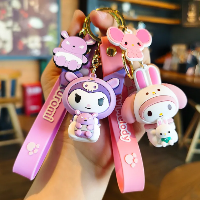 Sanrio Kuromi My melody Cinnamoroll Kittycat Hug Keychain Accessories Kawaii Children's School Bag Pendant Holiday Gift