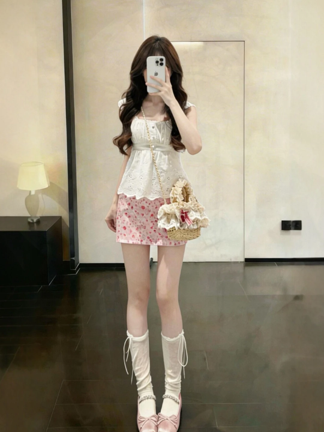 

Комплект из юбки и топа с цветочным принтом, женский летний модный наряд, удобный хлопковый материал, стиль с высокой талией и облегающим кроем