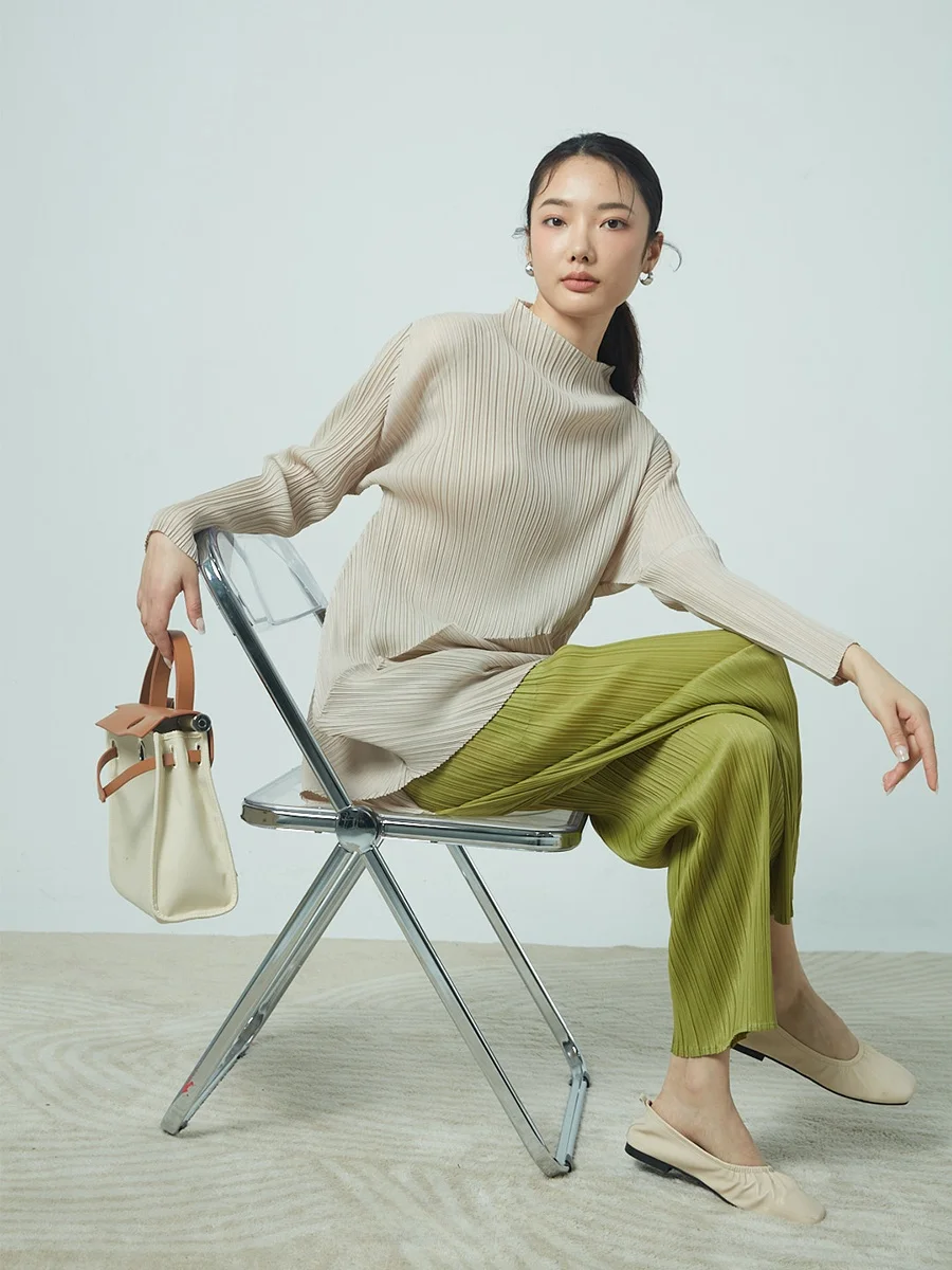 

Champagne Colored Long Sve T-irt Women's Asymmetrical High Collar irt Whitecube Brand Commute Sle Pure Color irt