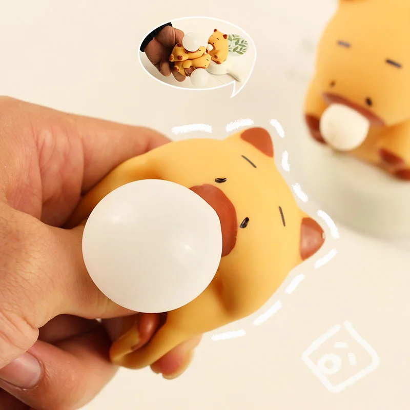 1Pcs Cute Capybara Spitting Bubbles Stress Relief Toys Animal Kneading Hand Kneading Bubble Blowing Children's Toys Venting Toys