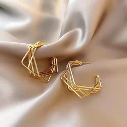 New Fashion Trend Geometric Gold Color Hoop Earrings Ladies Simple Round Hollow Pendant Open Earrings Fashion Jewelry Gift