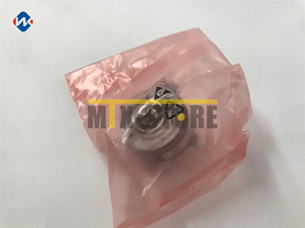 1PCS NEW  SICK servo feedback encoder SRM50-FFA0-S21 1037157