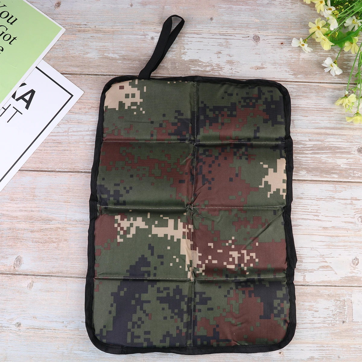 

2Pcs Multifunctional Cushion Foldable Cushion Oxford Cloth Wearable Cushion for Outdoor (Camouflage)