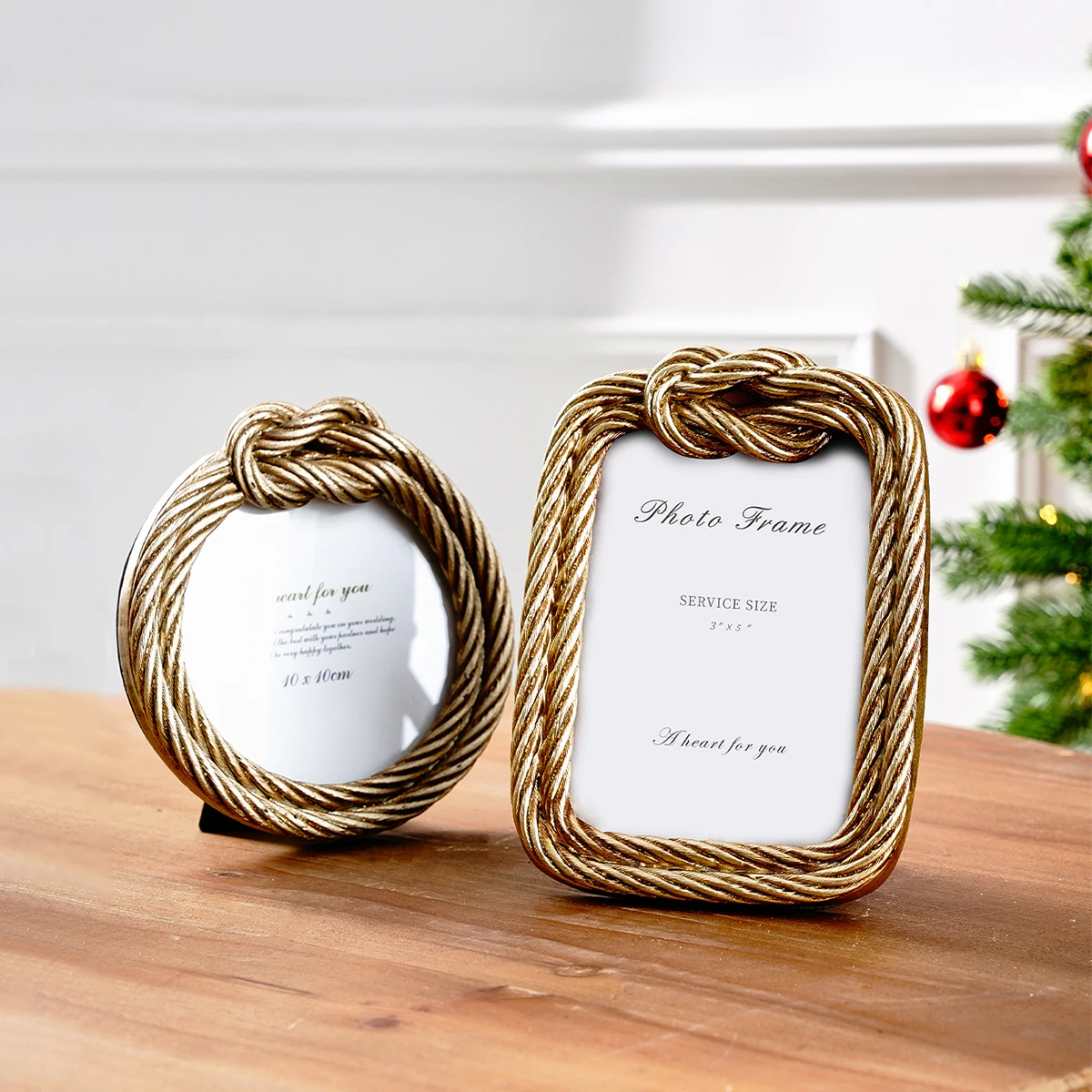 1PC, Luxury-Style Golden Twisted Rope Woven Resin Picture Frame, with an Inspired Desk Arrangement, Standing Picture Frame