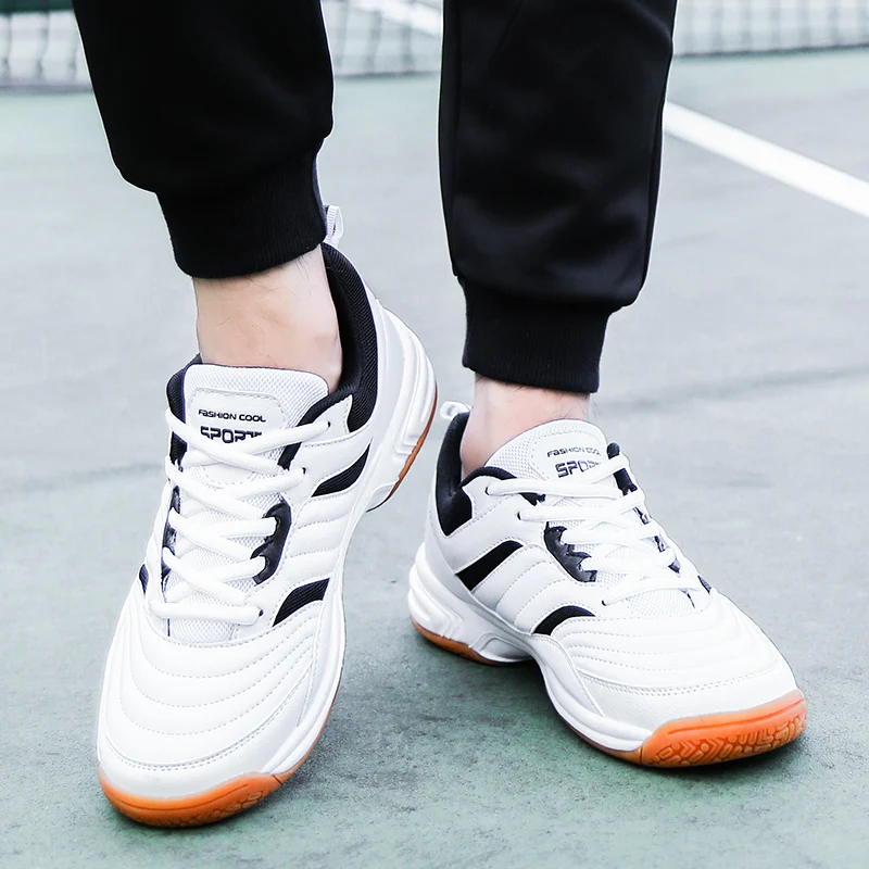 High quality Tennis Shoes For Men Breathable Outdoor Sports Tennis Gym Woman Badminton Sneakers Unisex Volleyball Shoes Big size