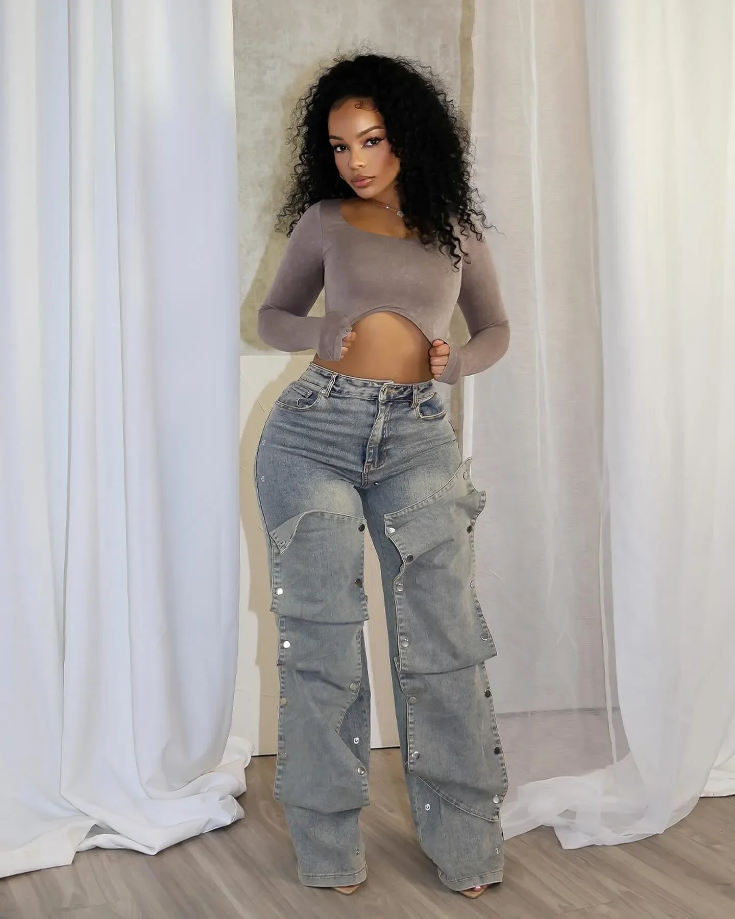 

Women Streetwear Button Cutout Cargo Straight Denim Wide Leg Jeans Pants 2024 INS Elastic Fashion Party Cargo Trousers