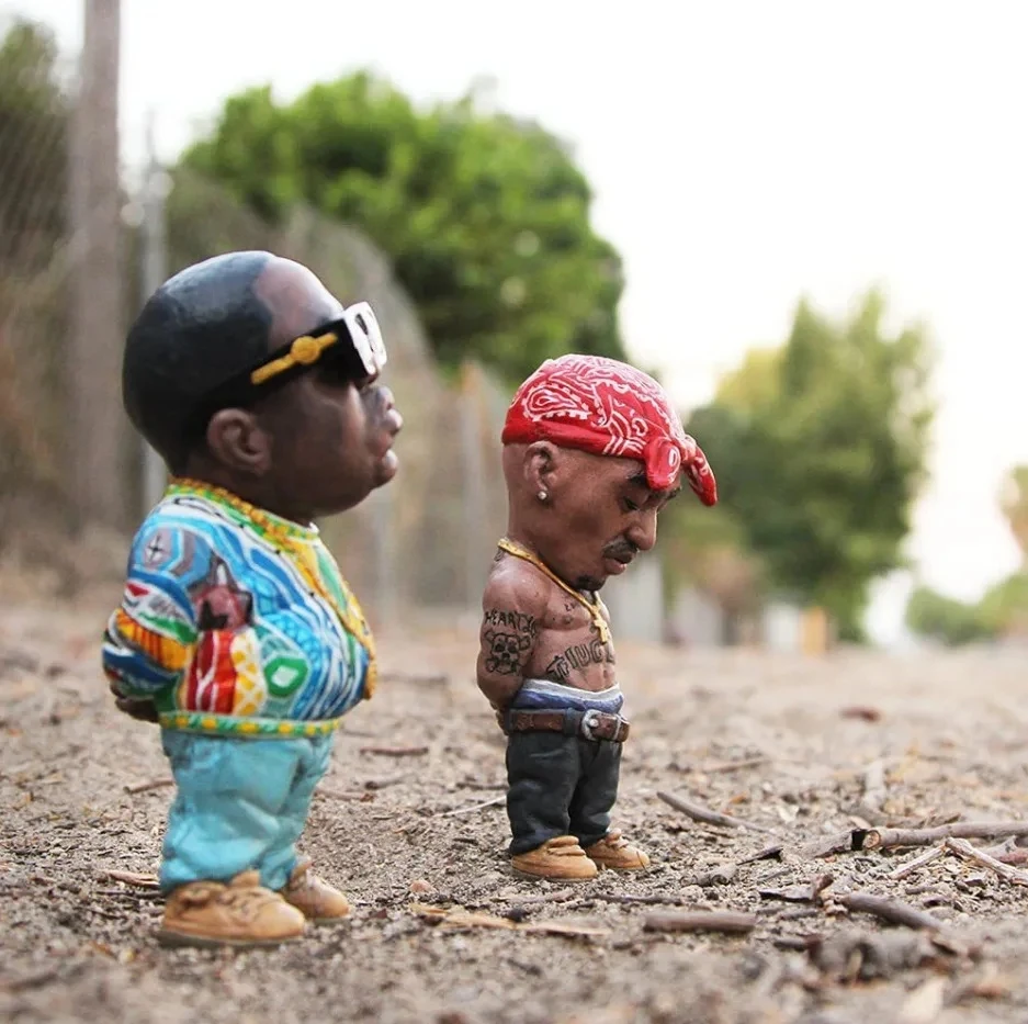 Car Ornaments Hip Hop Rapper 1pac  Figure Resin Art Mini Doll for Office Car Decoration Auto Interior Accessories