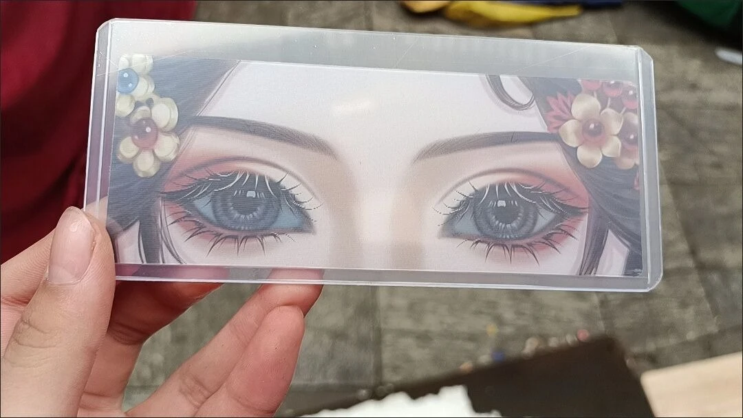 "الهوية V" المحيطية "الفراشة الحمراء ثلاثة عشر فتاة' شريط العين المتحرك بطاقة صريف التحول بطاقة جمع هدية الطالب